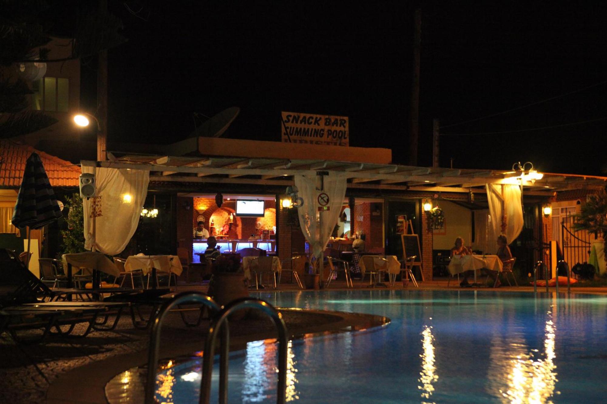 Lyristis Dinos Studios & Apartments Faliraki Exterior foto
